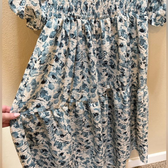 Oddi Women’s Puff Sleeve Smocked Tiered Midi Dress in Blue & White Floral XL - Picture 8 of 8